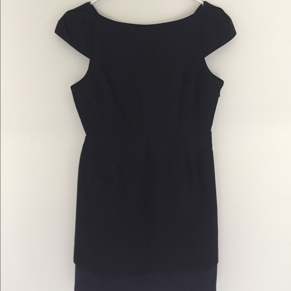 Black Halston Heritage dress.